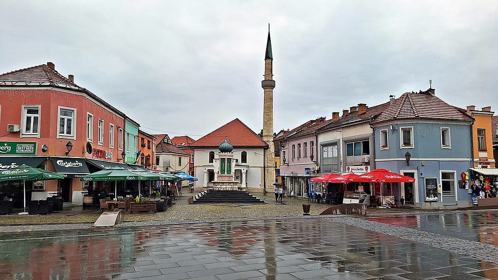 Trg slobode u Tuzli, arhivska fotografija od 9. septembra 2024.