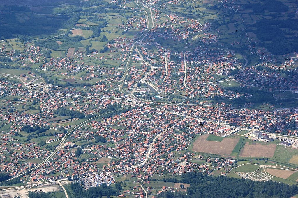 Arhivski pogled na Živinice iz zraka, snimljeno 16. maja 2018. godine